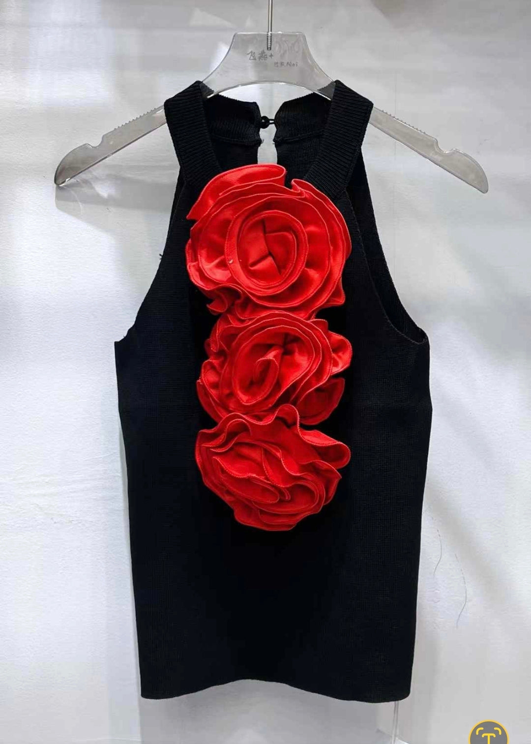Ameri triple rose Top (Black with black rose)